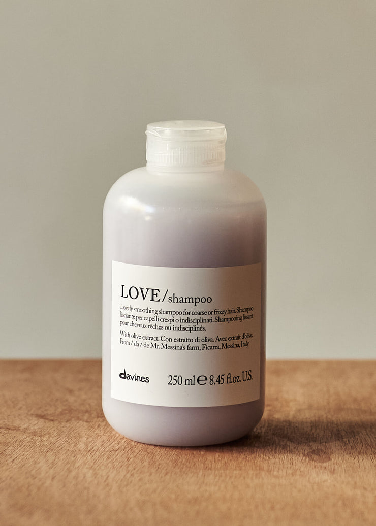 LOVE/SMOOTH Shampoo
