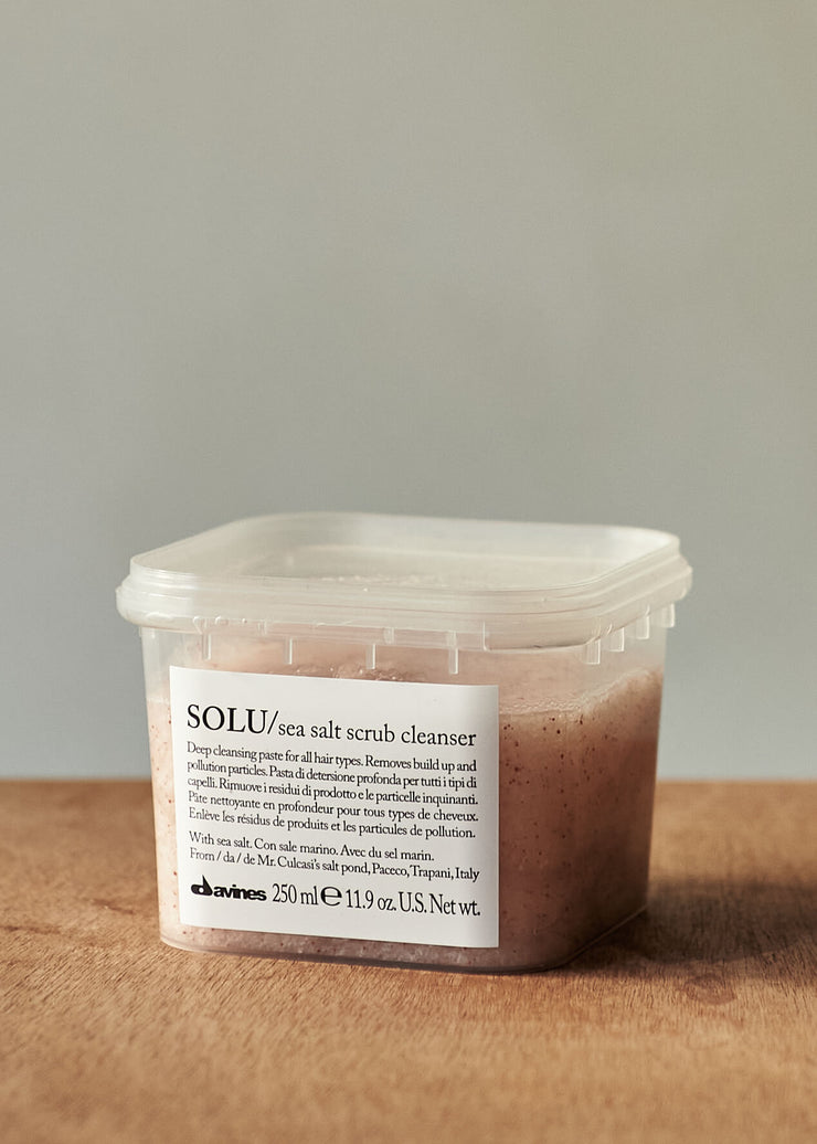 SOLU Sea Salt Scrub Cleanser